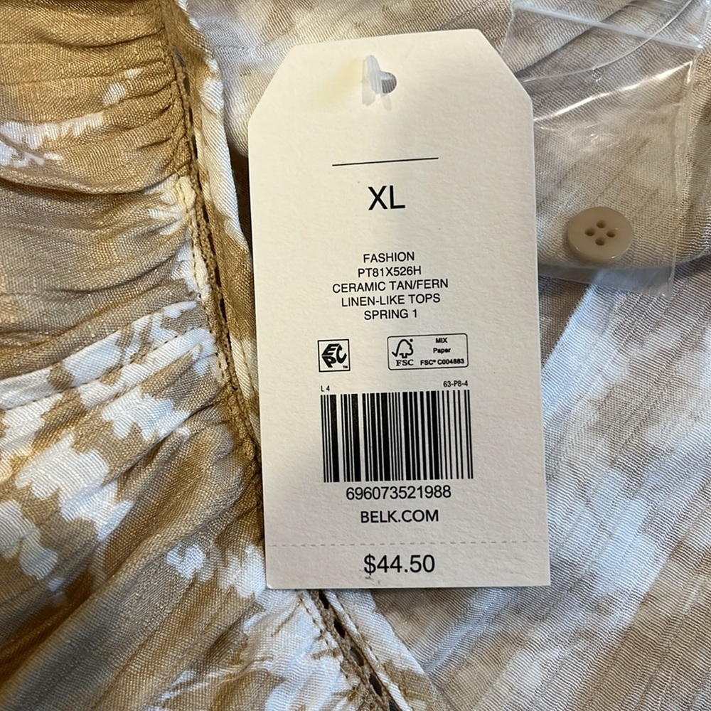 Wonderly Flutter Sleeve Leaf Print Button Down Blouse - Picture 6 of 7